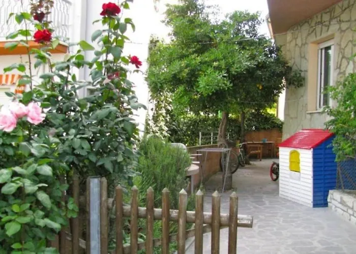 Apartment Al Piano Terra A Gabbice Mare Per Grande Compania Gabicce Mare