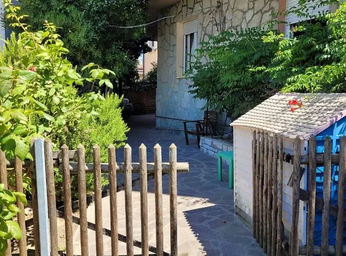 Al Piano Terra A Gabbice Mare Per Grande Compania Apartment *