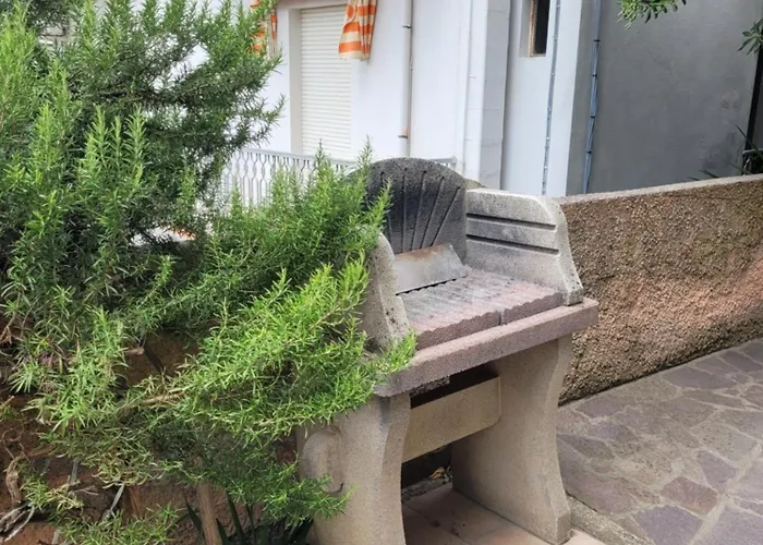 Al Piano Terra A Gabbice Mare Per Grande Compania *