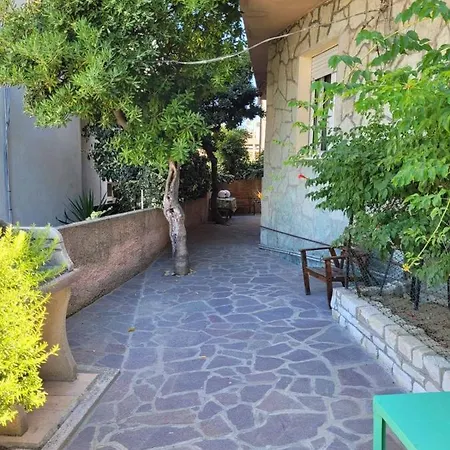 Al Piano Terra A Gabbice Mare Per Grande Compania Appartement