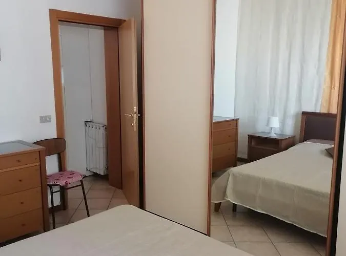 Al Piano Terra A Gabbice Mare Per Grande Compania * Gabicce Mare